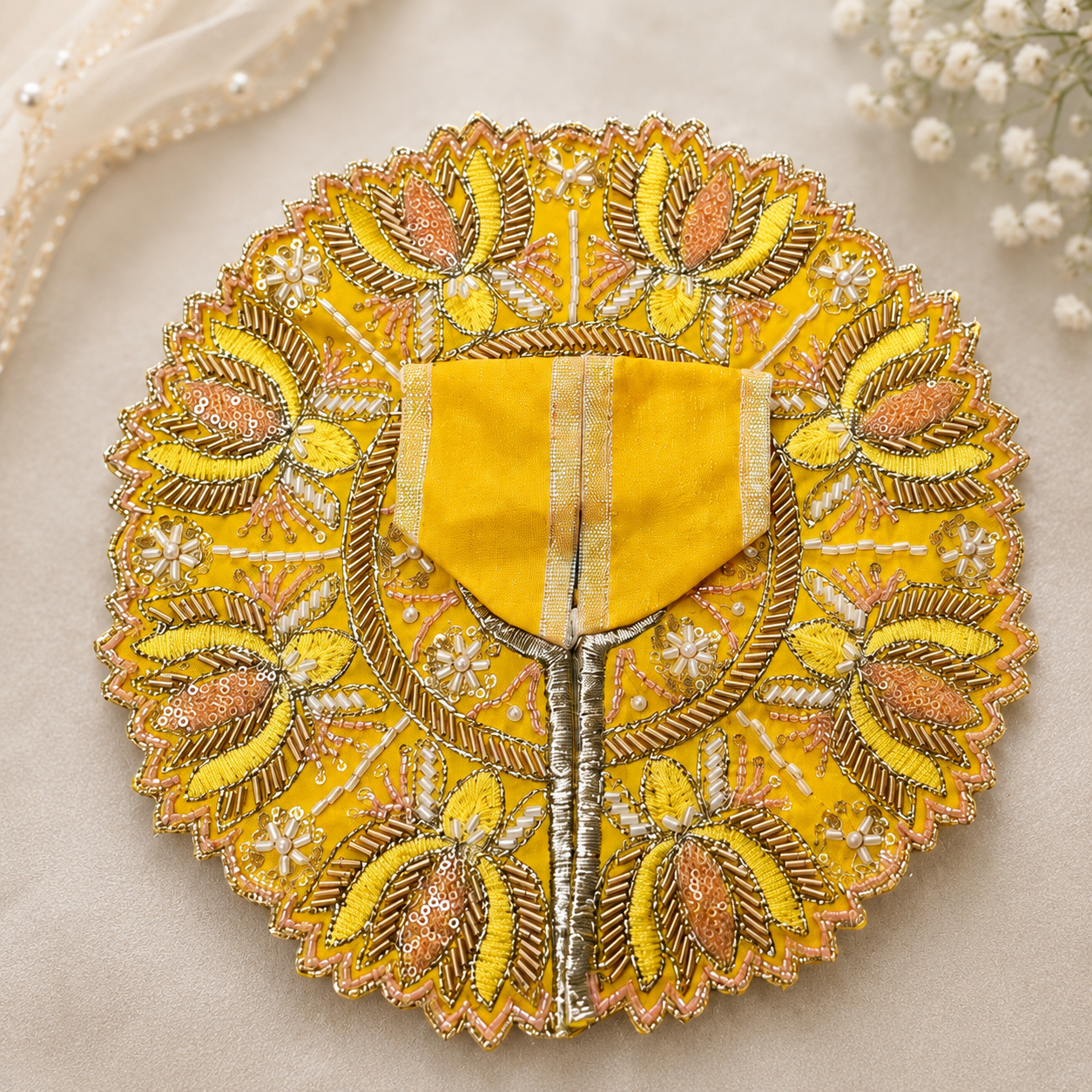 Shri Kunjbihari Pushparag Poshak - YELLOW