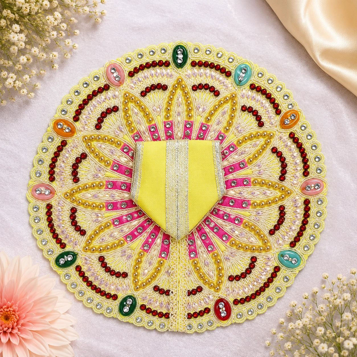 Shri Braj Gulabi Pushpa Shringar Poshak- Yellow