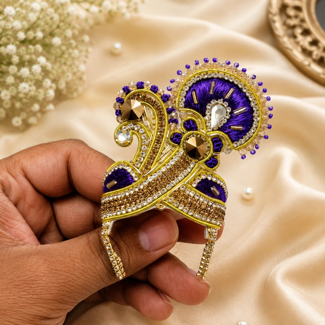 Vrindavan Rashik Jari Mukut